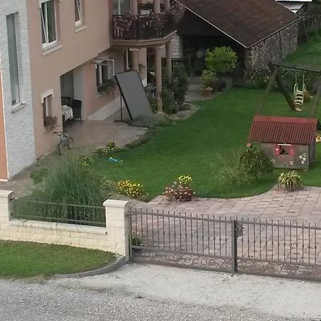 Kaj-Lux Lägenhet Tuheljske Toplice Exteriör bild
